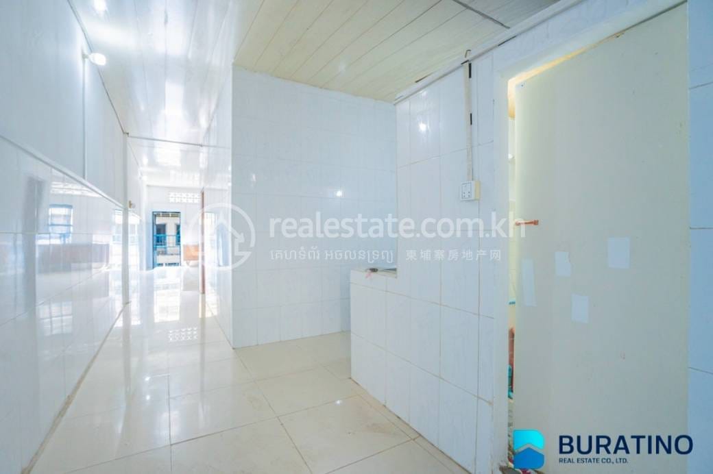 Monourom Apartment For Sale in Monourom