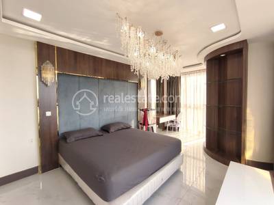 អូបែកក្អម, សែនសុខ, ភ្នំពេញ