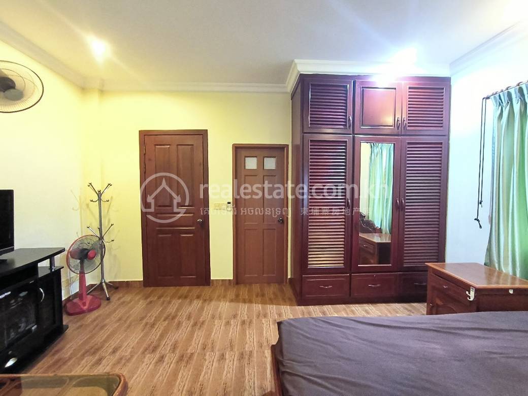 Apartmán K pronájmu in Phsar Kandal I, Daun Penh, Phnom Penh