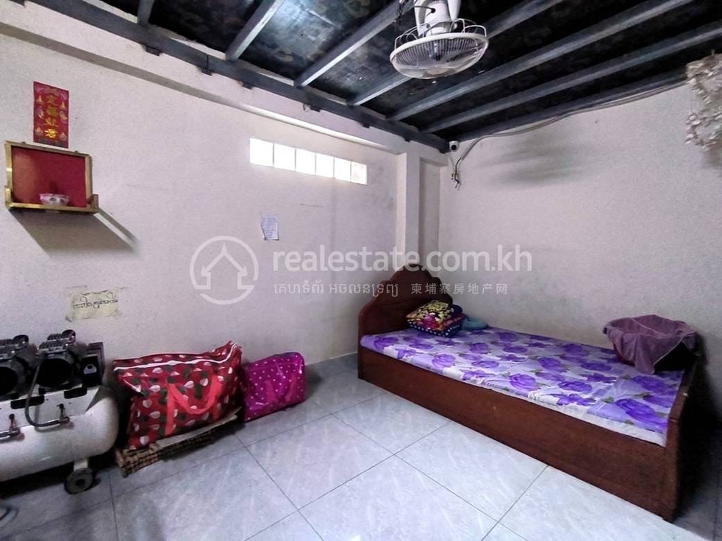 3卧室店屋出租，价格$1,200