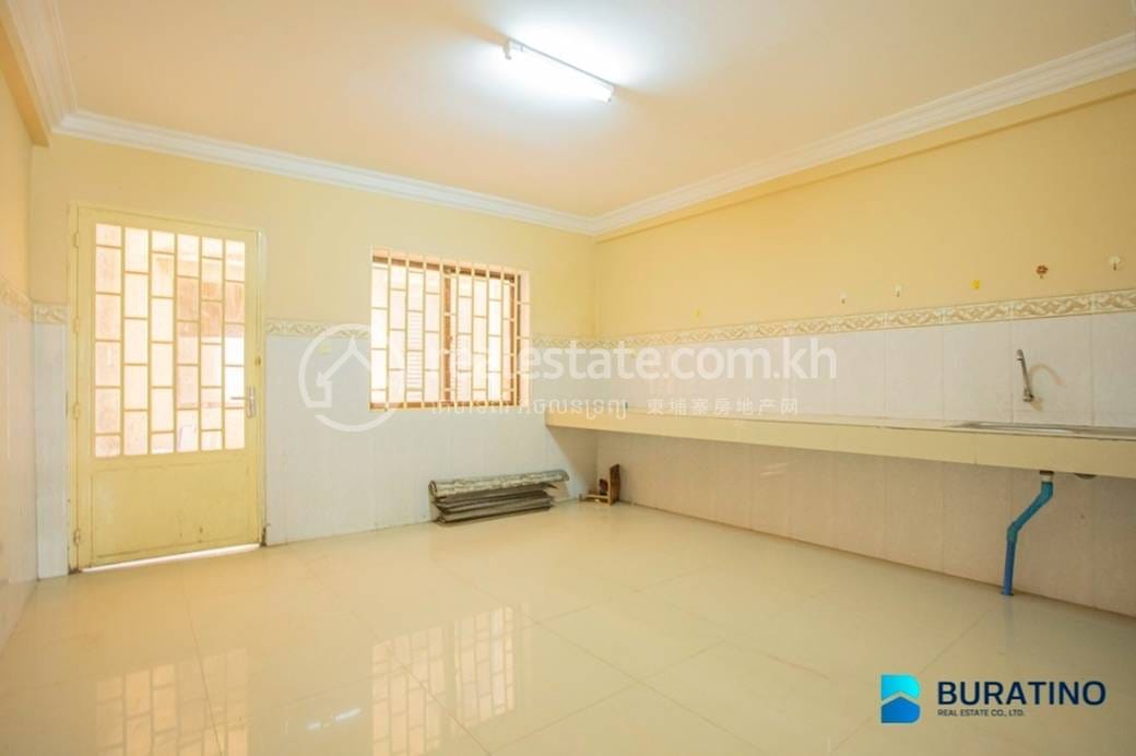 House and lot สำหรับขาย ใน Por Sen Chey $55,000