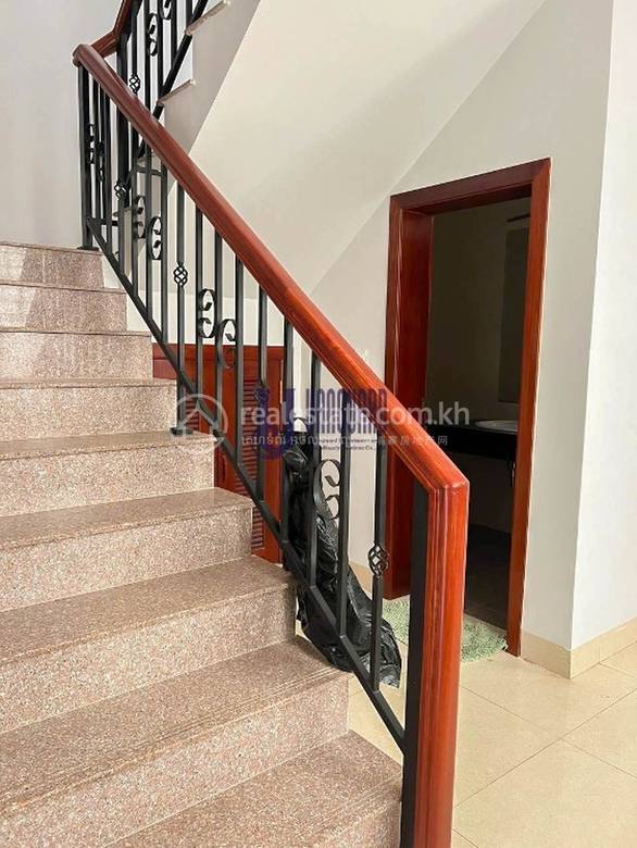 វីឡា តម្លៃ $1,500