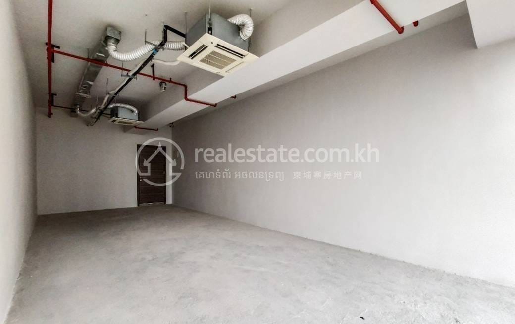 Chamkarmon办公物业出租，位于Tonle BassacChamkarmon，价格$350