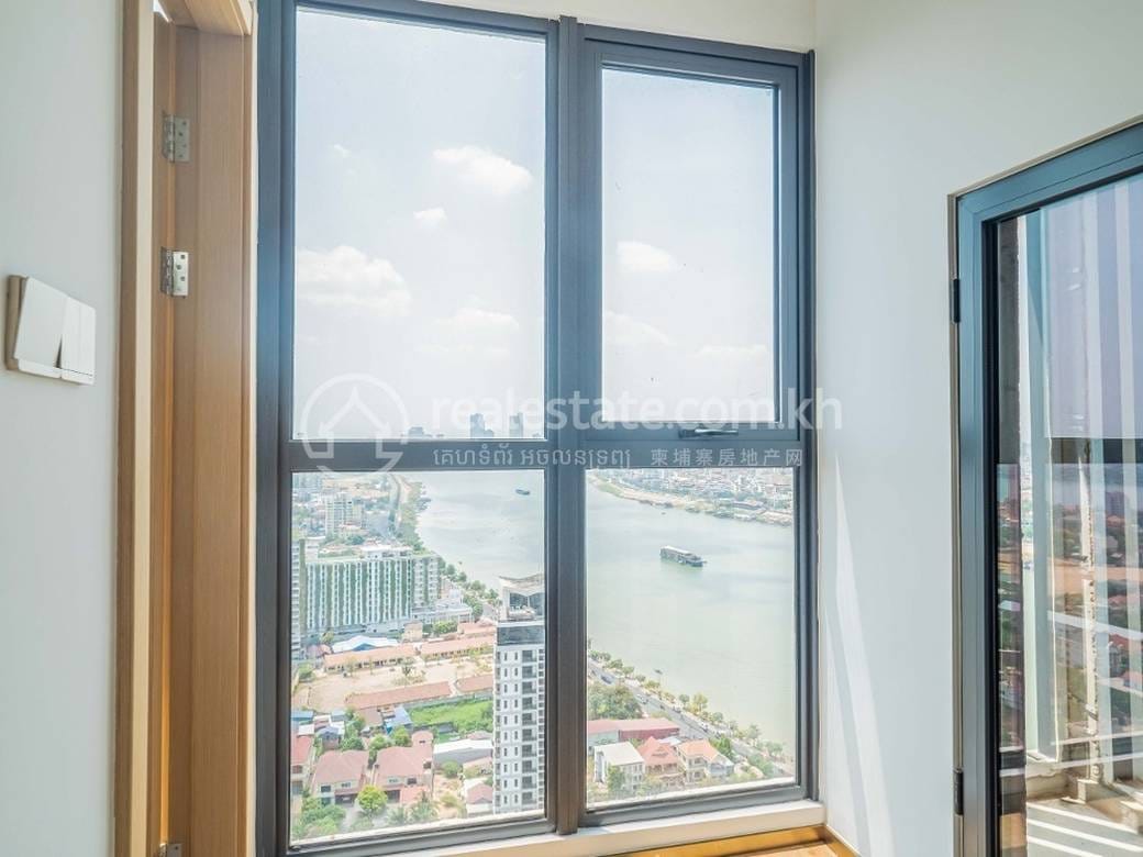 Wealth Mansion | Chroy Changvar Condo For Sale in Chroy Changvar
