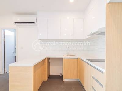BK Residence | 7 Makara Condo Na prodej in 7 Makara