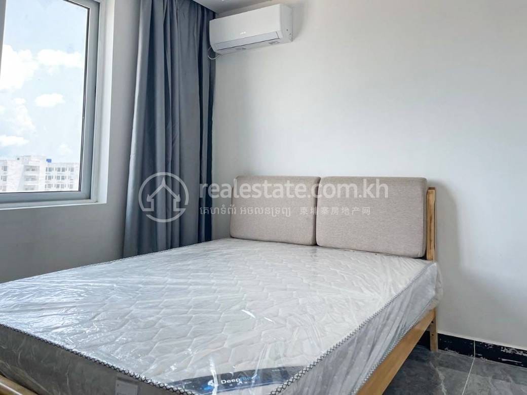 Apartment For Rent with 1 Parking Space