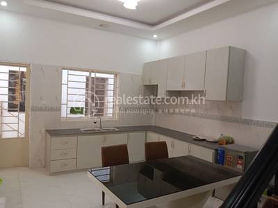 30m Qmin, Samraong Kraom, Por Sen Chey, Phnom Penh