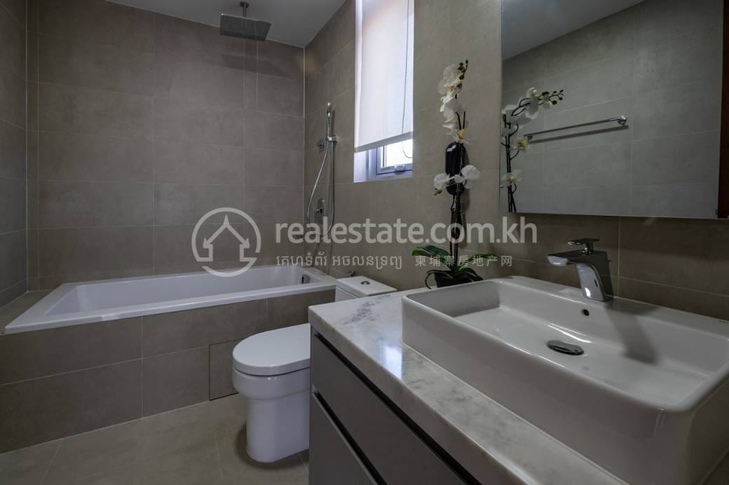 Apartment For Rent in Boeng Keng Kang $900