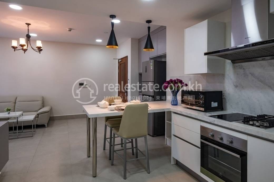 Apartment For Rent with 1 Parking Space