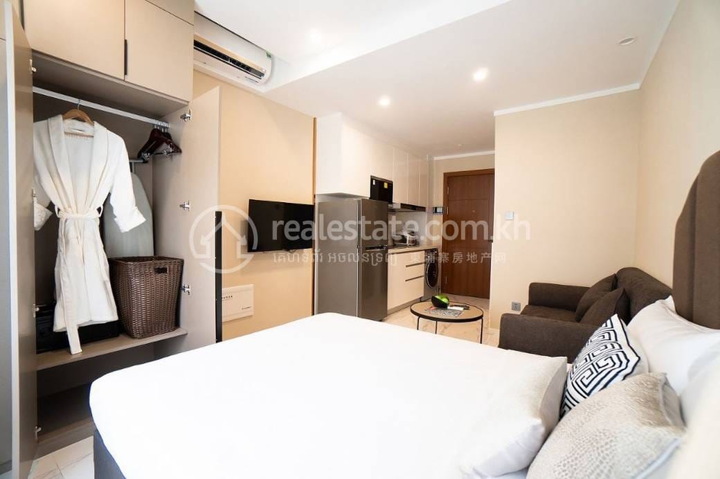 Condo K pronájmu in R8 R8, Srah Chak, Daun Penh, Phnom Penh