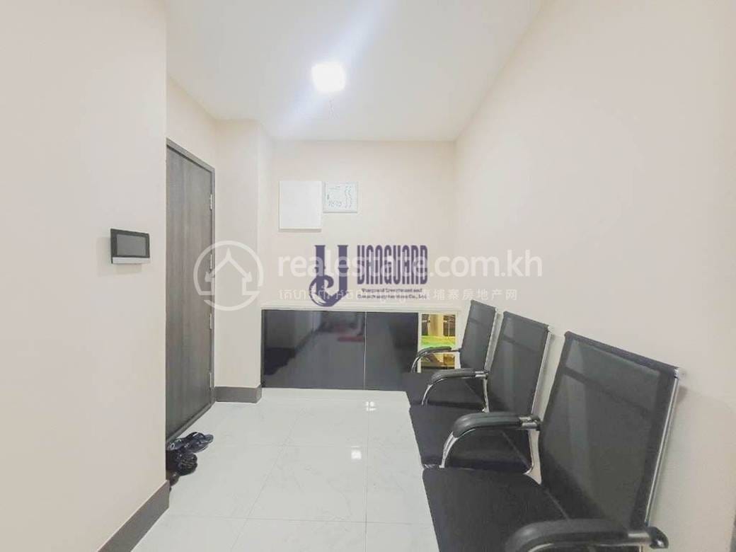 Condo For Sale in Ou Baek K'am, Sen Sok, Phnom Penh