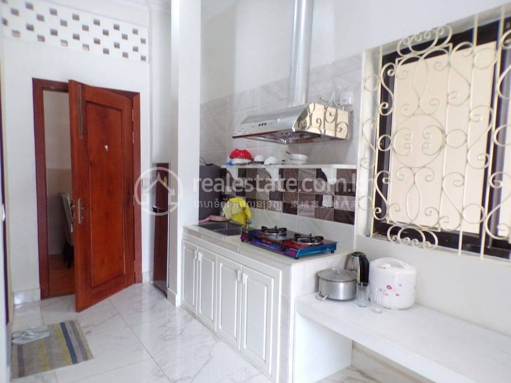 50 sqm Living Size Apartment For Rent in Boeng Keng Kang