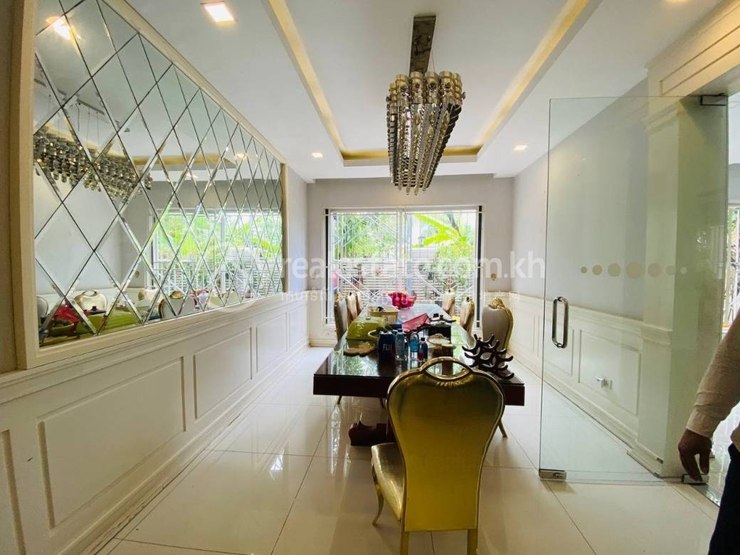 วิลล่า สำหรับเช่า ใน Sen Sok $4,000