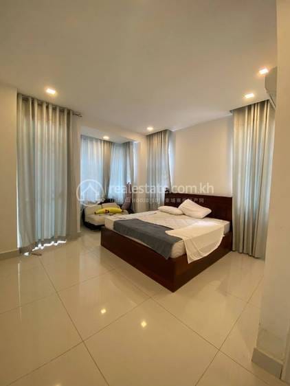 Sen Sok Villa For Rent in Sen Sok