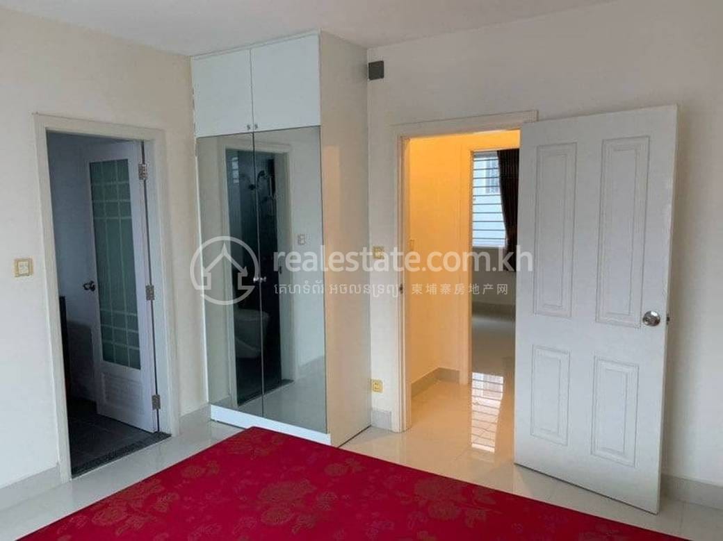 Řadový dům K pronájmu in Russey Keo, Russey Keo, Phnom Penh