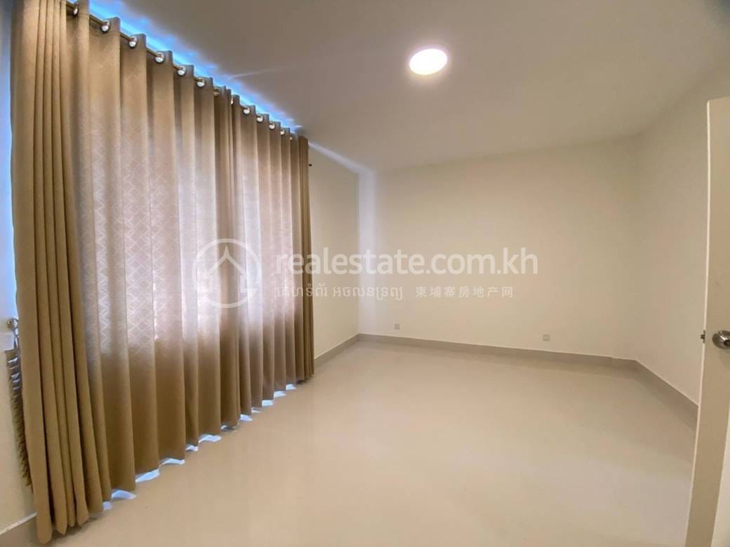 MeancheyHouse and lot出租，价格$800