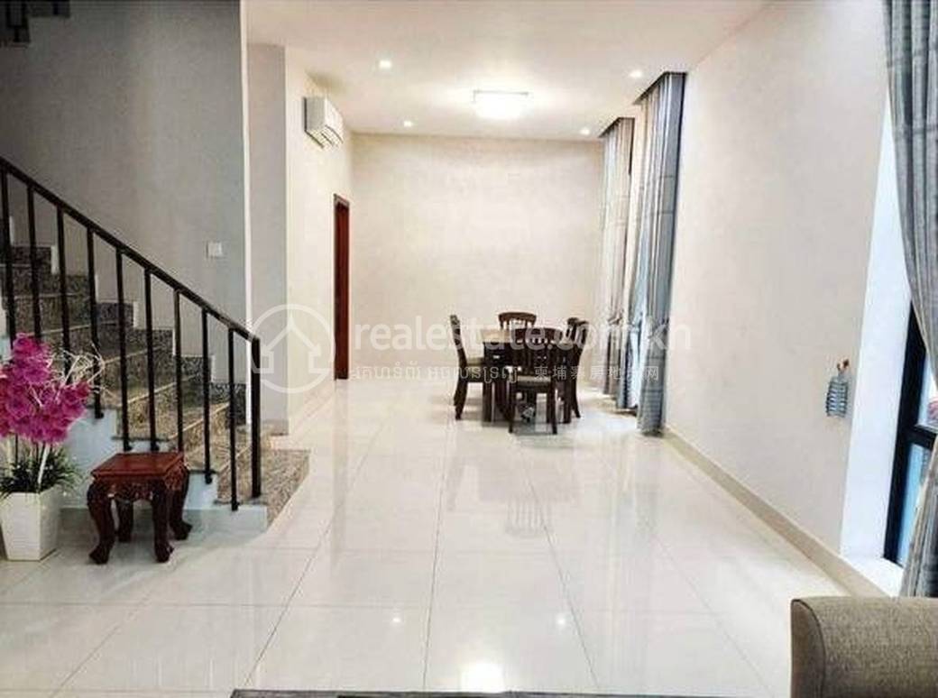 Meanchey别墅出租，价格$1,500