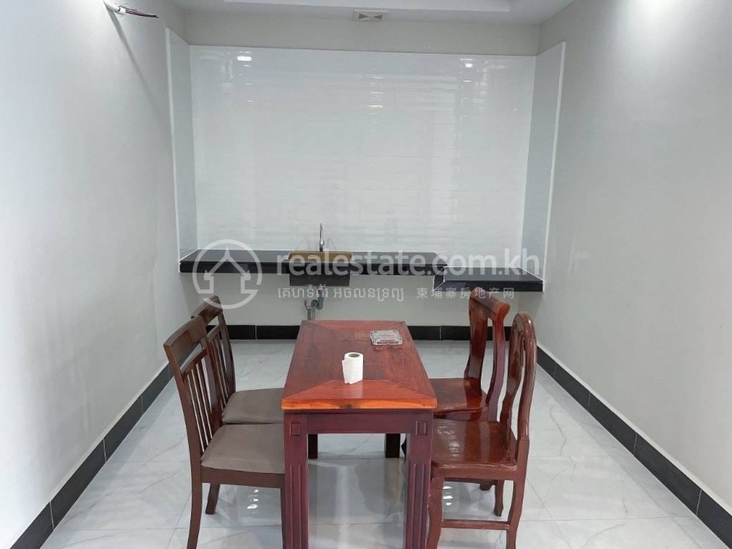 Sangkat Buon Building For Rent in Sangkat Buon