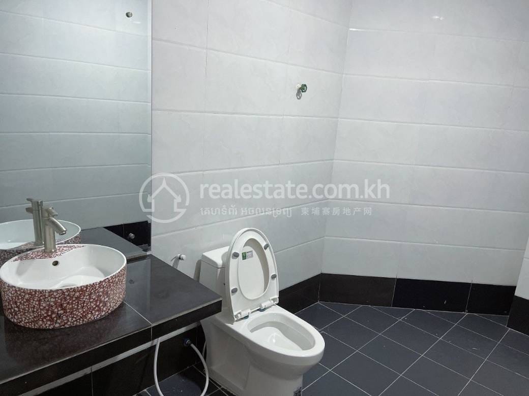 Sihanoukville Building For Rent in Sangkat Buon Sihanoukville $3,000