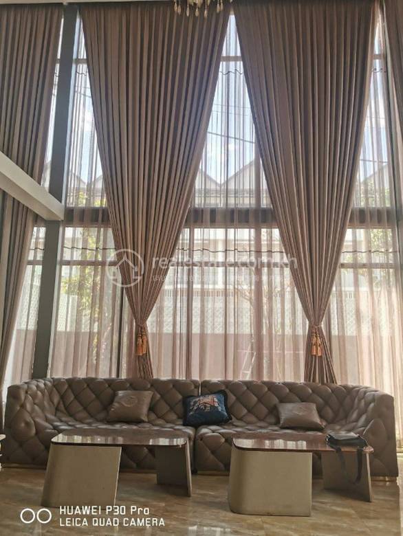 Meanchey Vila For Sale & Rent in Meanchey