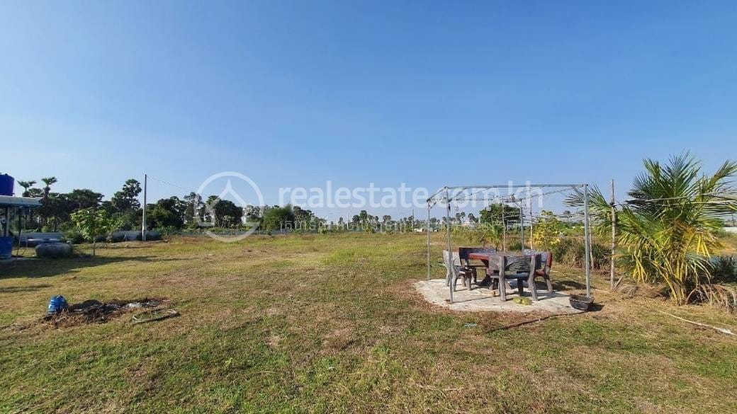 Działka Na sprzedaż o powierzchni działki 7,832 m² za $352,000