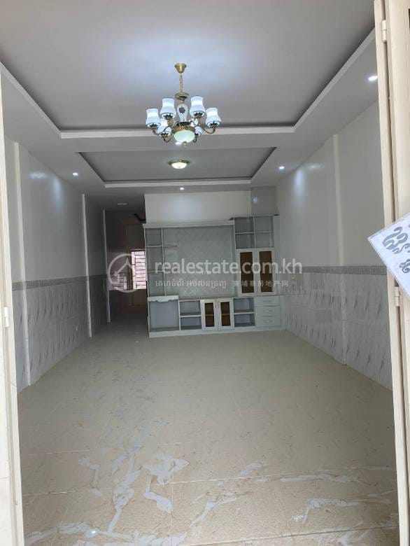 63 sqm Living Size Shophouse K pronájmu in Por Sen Chey