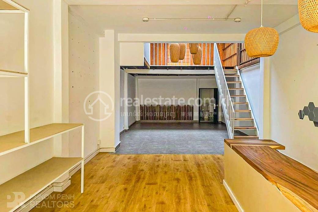 60 sqm Land Size Apartmán K pronájmu for $800