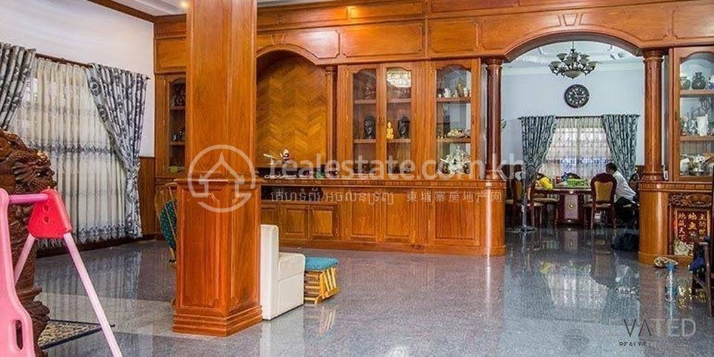 Chamkarmon别墅出租，价格$3,800