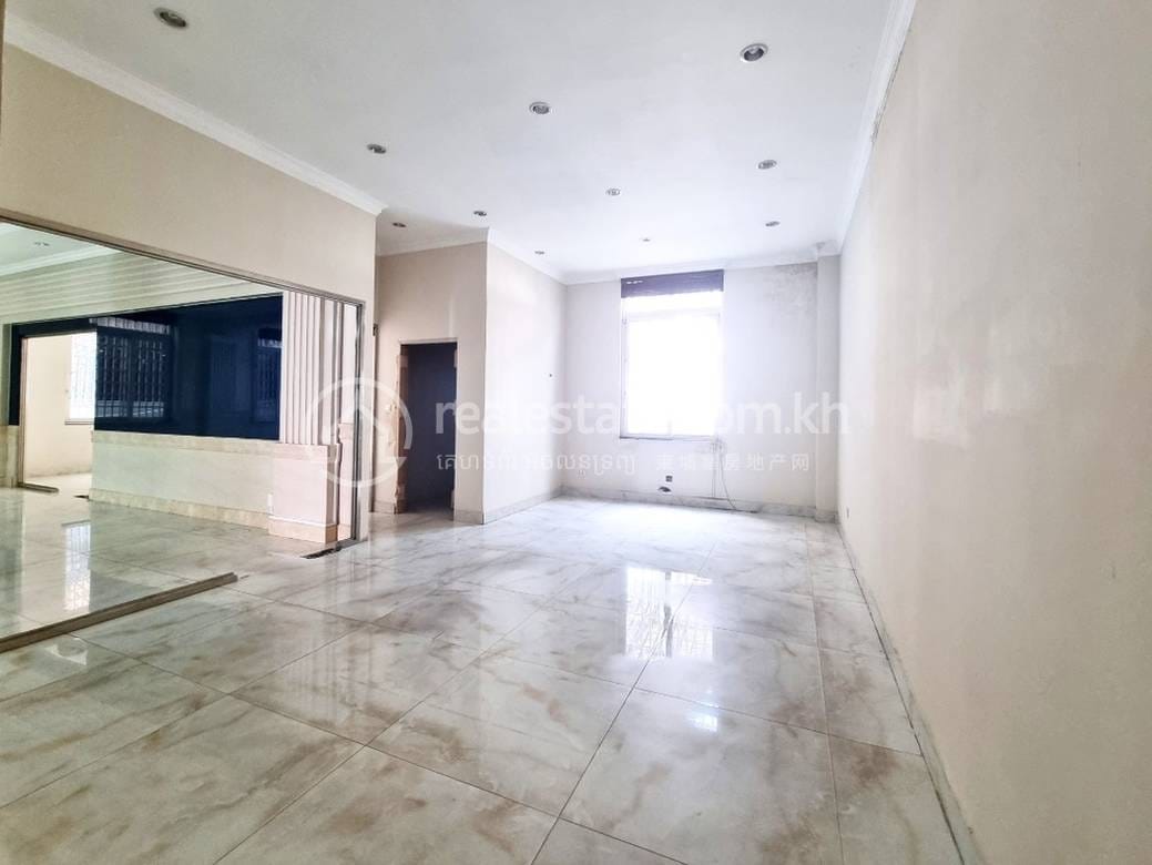 อาคาร For Sale & Rent ใน Meanchey $3,500,000