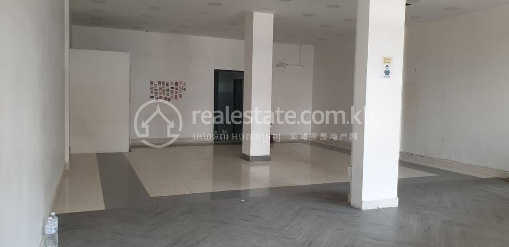 7 Makara Shophouse For Rent in 7 Makara