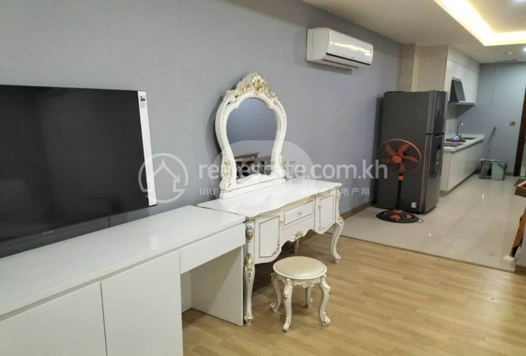 带1个停车位的套房For Sale & Rent