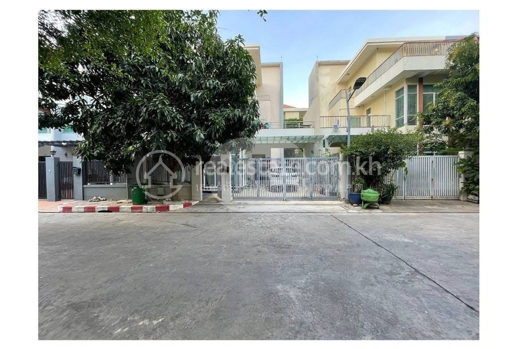 带1个停车位的别墅For Sale & Rent