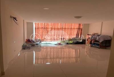  , Nirouth, Chbar Ampov, พนมเปญ