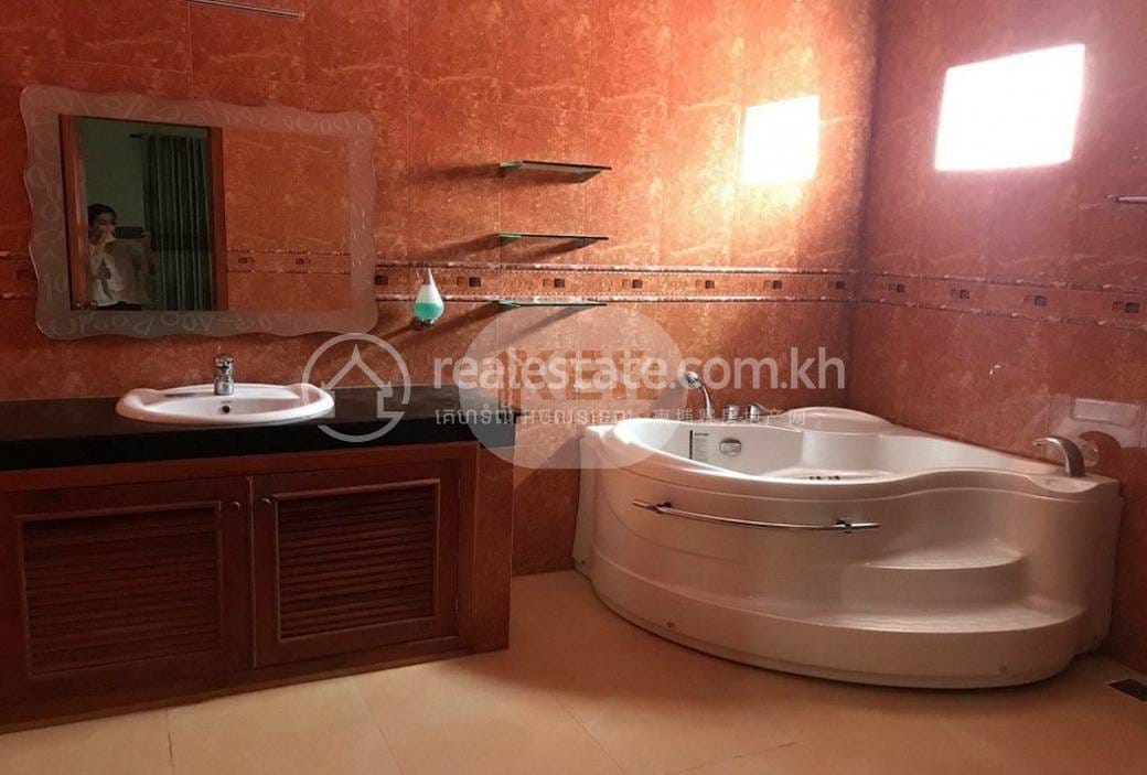 Toul Kork别墅For Sale & Rent，价格$1,900,000