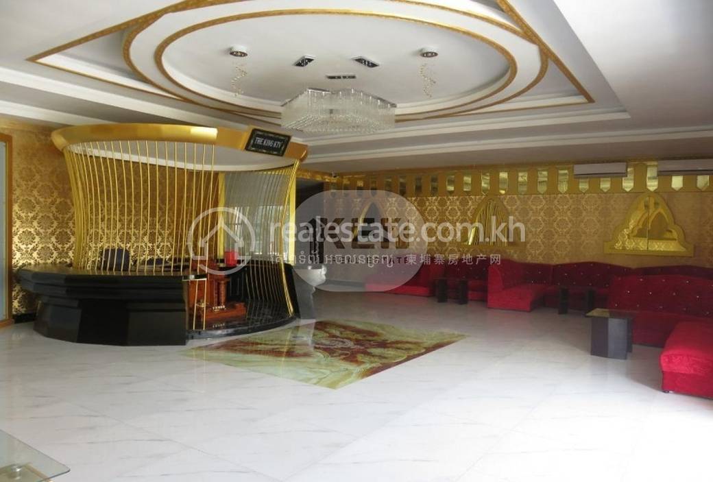 Roka Knong Pozemky Na prodej in Roka Knong