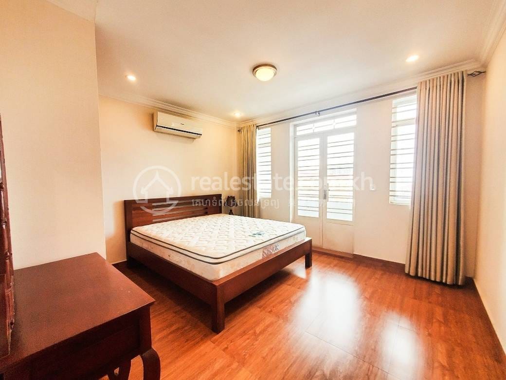 Apartment For Rent in Chamkarmon $500