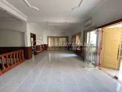residential Villa for rent dans BKK 1 ID 233334
