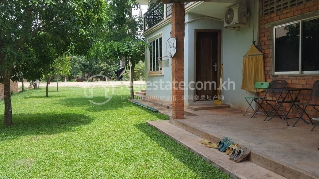 House and lot Na prodej with 2 Parking Space