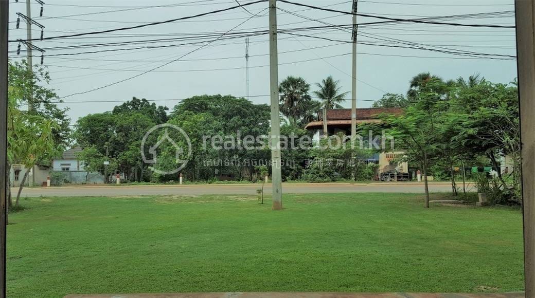 240 sqm Living Size House and lot Na prodej in Siem Reap