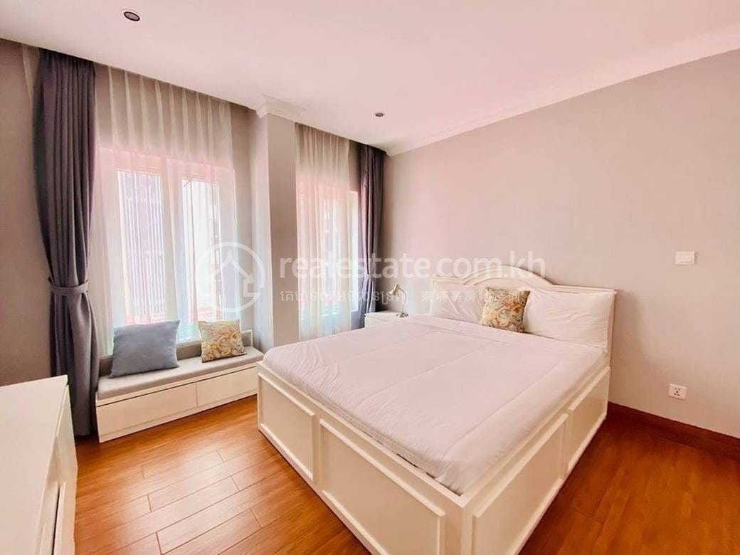 50 sqm Living Size Apartment For Rent in Boeng Keng Kang