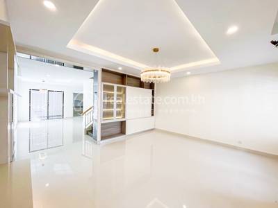 4 Bed, 5 Bath Twin Villa for Sale in Nirouth