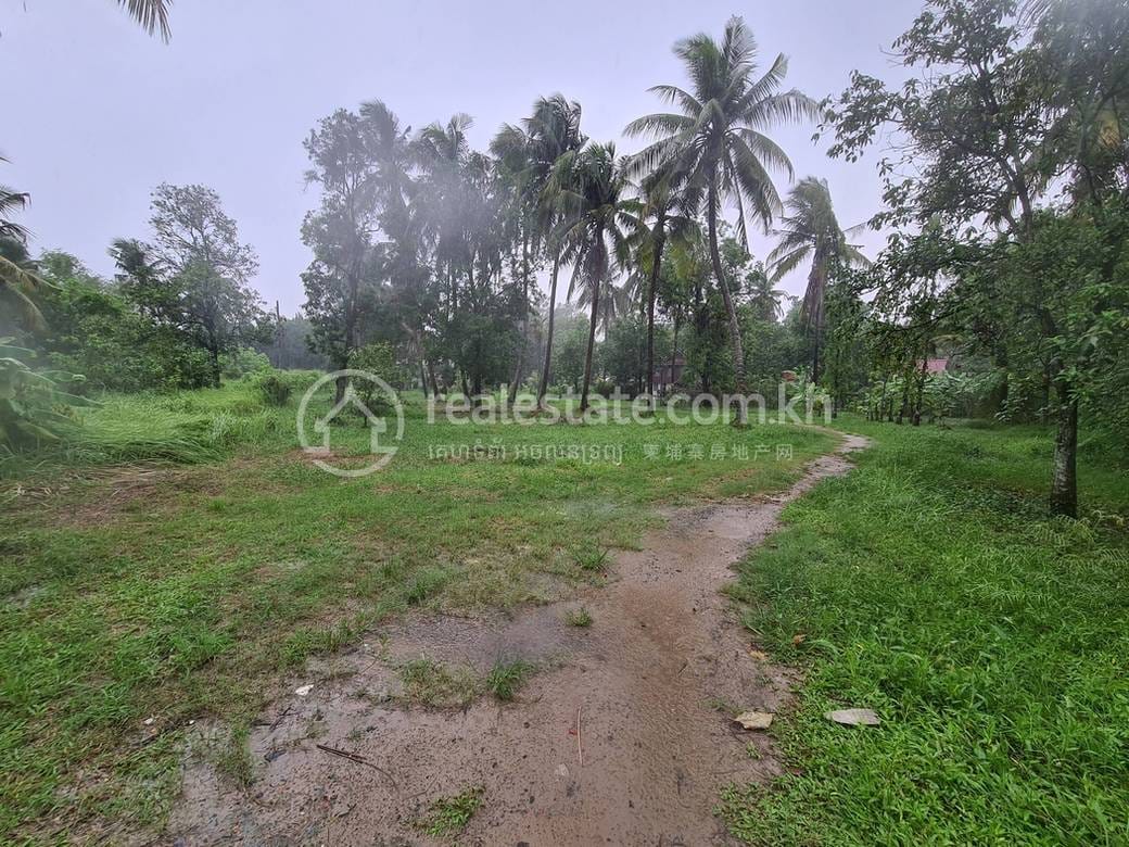 Villa For Sale & Rent avec 1 place de parking