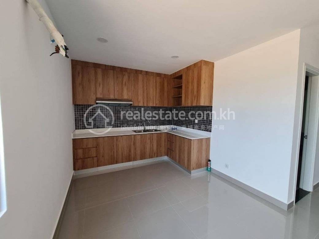 Meanchey店屋出租，价格$1,300