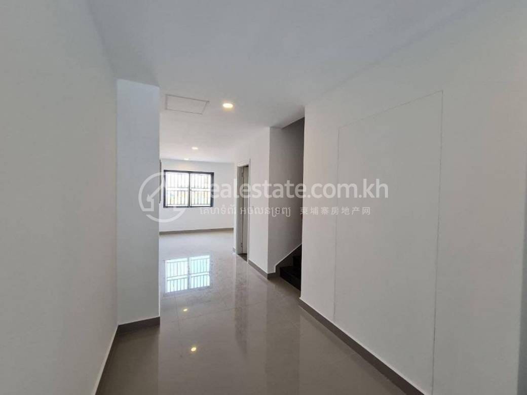 Boeung Tumpun 1店屋出租，位于Boeung Tumpun 1