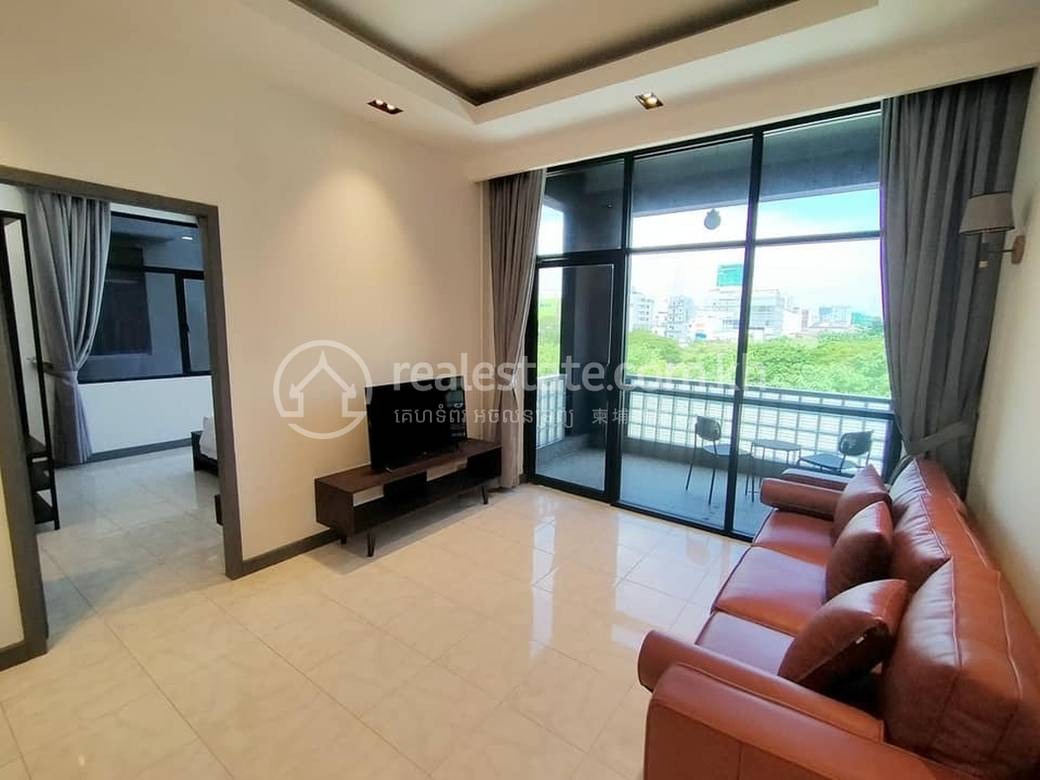 Apartment For Rent with 1 Parking Space