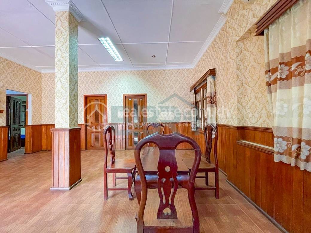 Sala KamraeukHouse and lot出租，位于Sala Kamraeuk