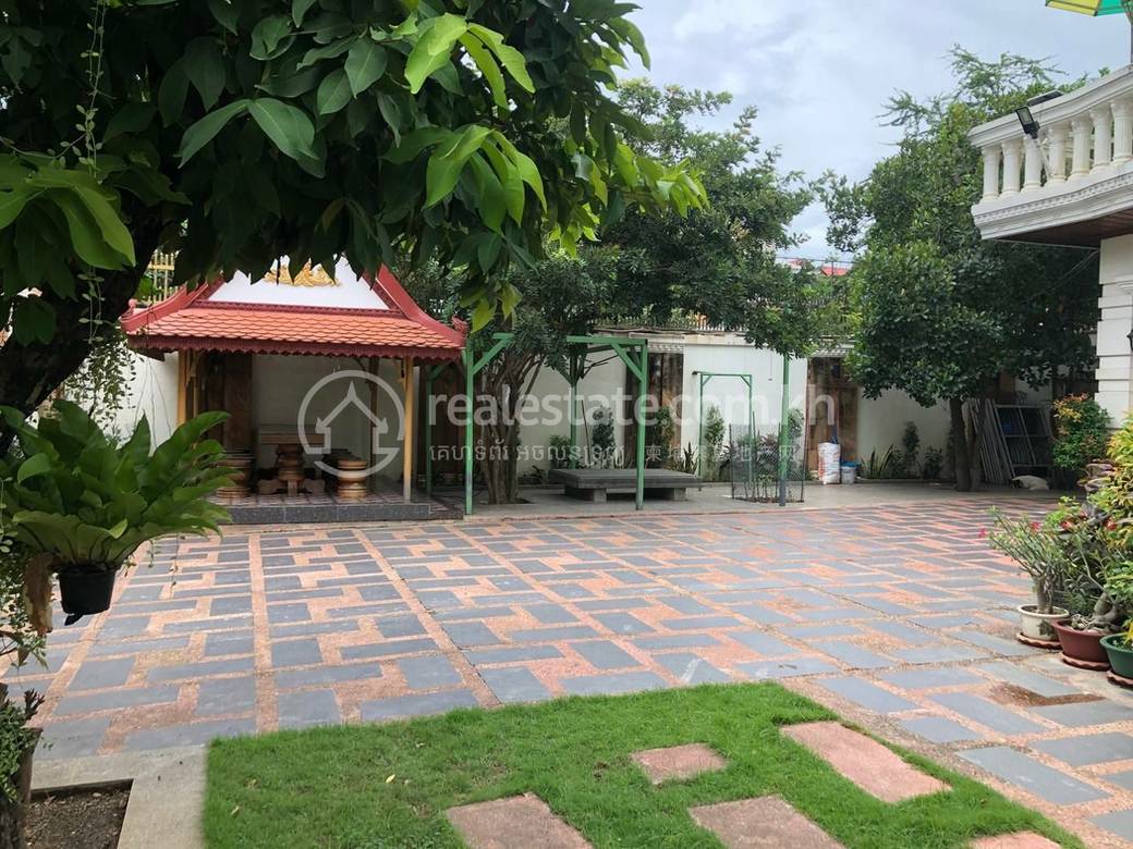 Villa For Rent in Por Sen Chey $3,000