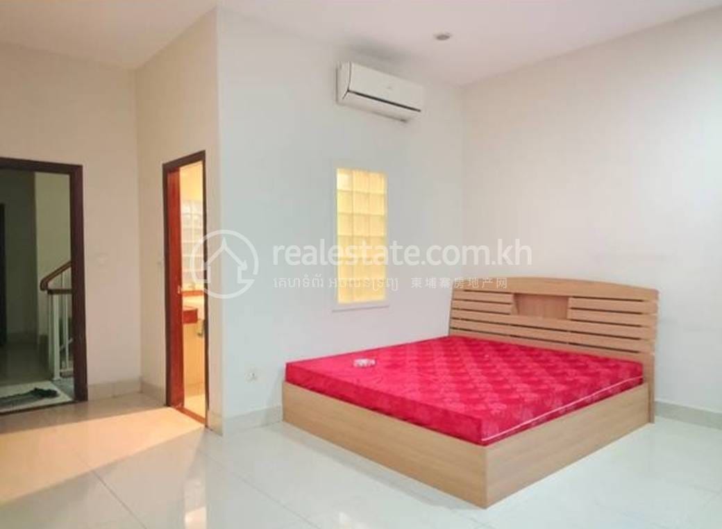 House and lot Na wynajem w Tonle Bassac, Chamkarmon, Phnom Penh