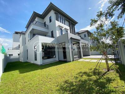 residential Villa for rent dans Boeung Tumpun 2 ID 233169
