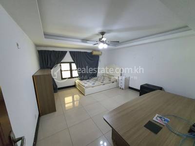 Tonle Bassac, Chamkarmon, Phnom Penh